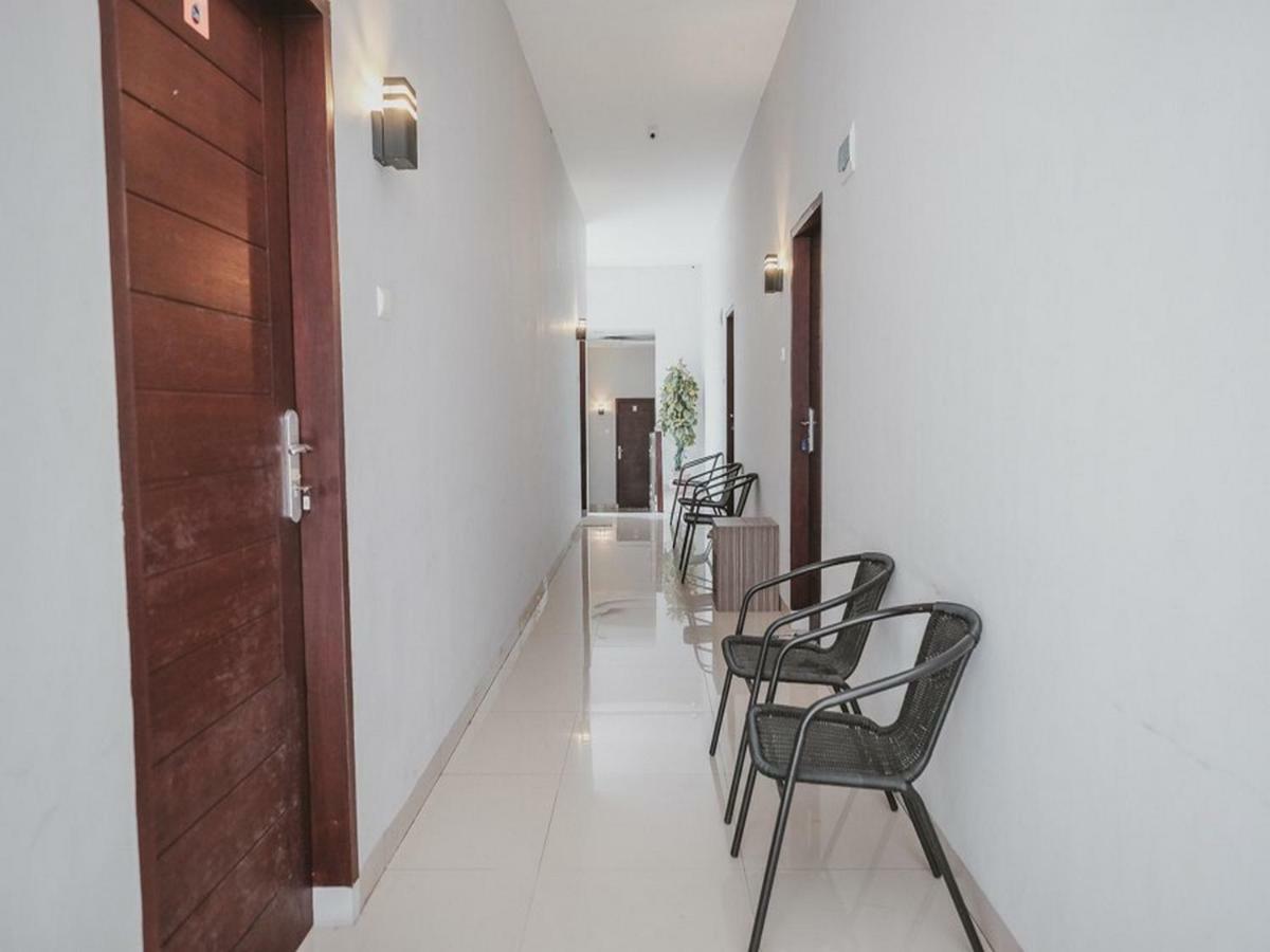 Reddoorz @ Jamin Ginting Medan Hotell Exteriör bild
