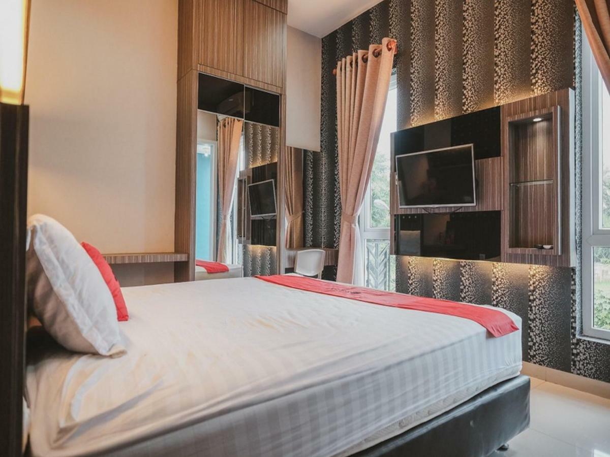 Reddoorz @ Jamin Ginting Medan Hotell Exteriör bild