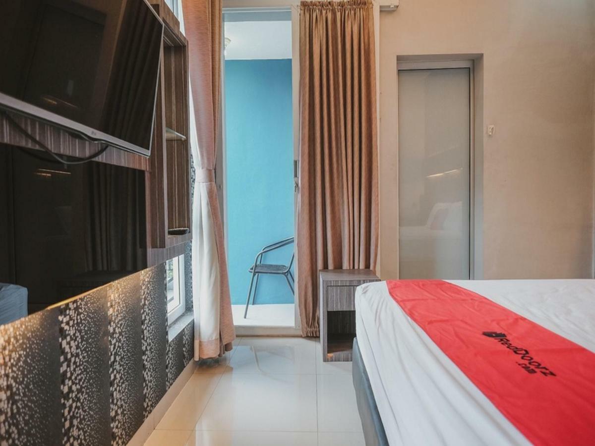 Reddoorz @ Jamin Ginting Medan Hotell Exteriör bild